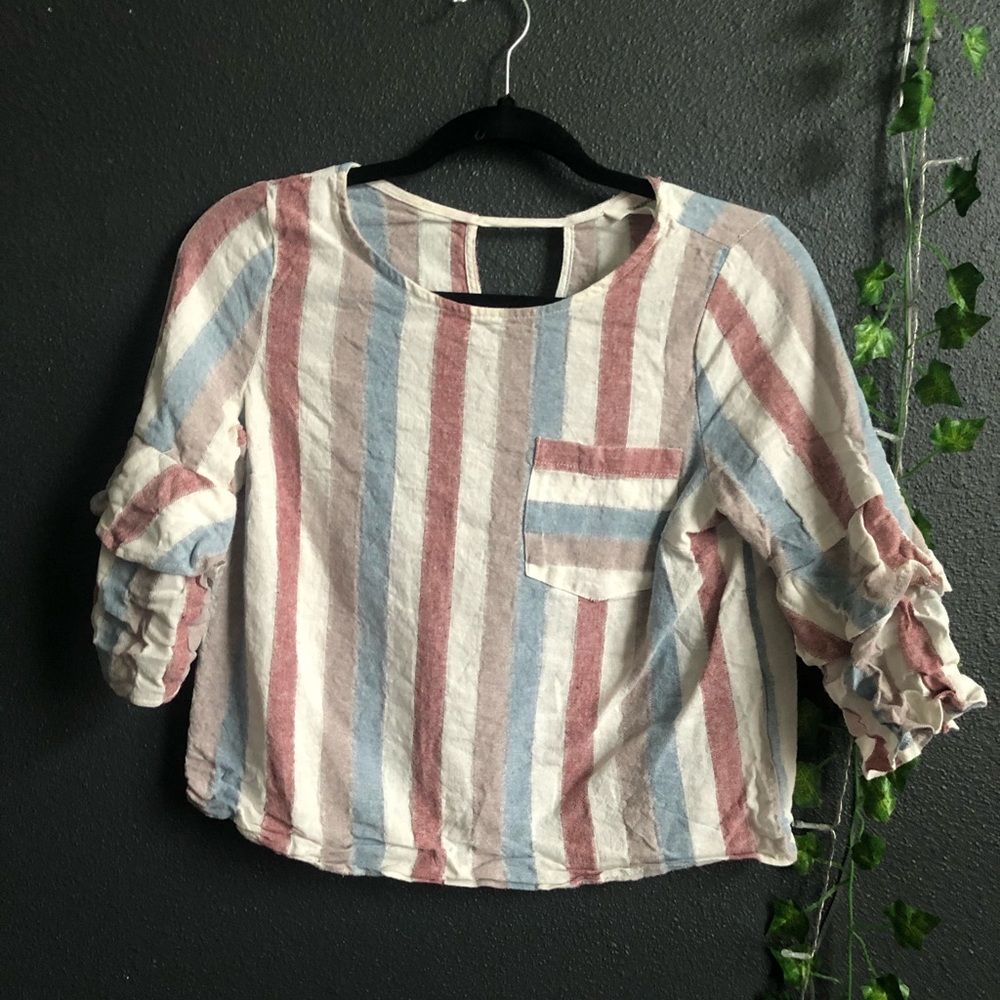 3/4 Ruffle Sleeve Top